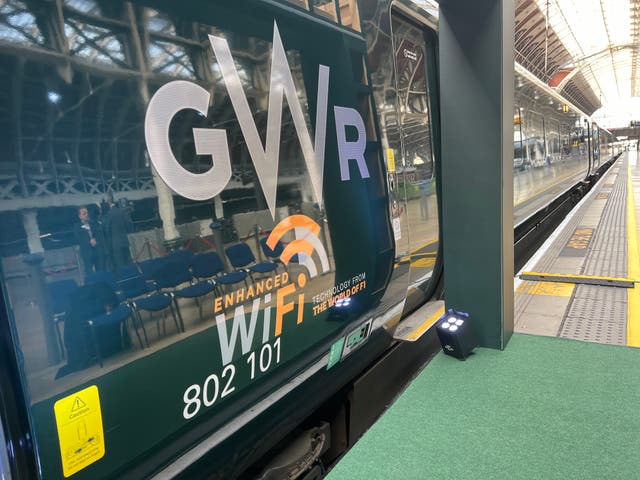 <p>High speed; GWR Intercity Express Train being used for wifi pilot at London Paddington station  </p>