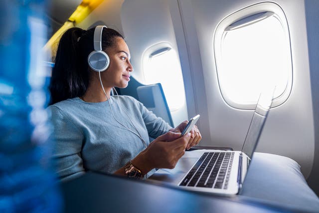 <p>Air passengers connected to Starlink will be able to simultaneously stream videos, make video calls and game online</p>