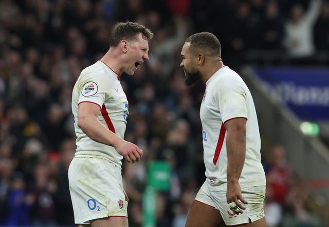 <p>Fraser Dingwall (left) and Ollie Lawrence (right) have formed an ever-improving centre partnership for England</p>