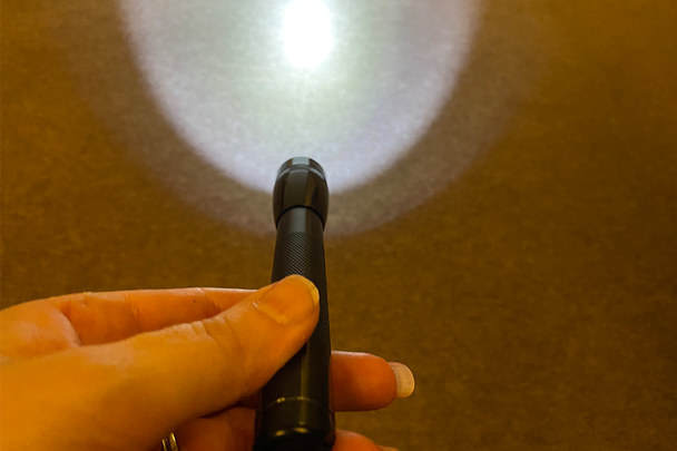 Best torches IndyBest review Maglite mini pro LED AA flashlight