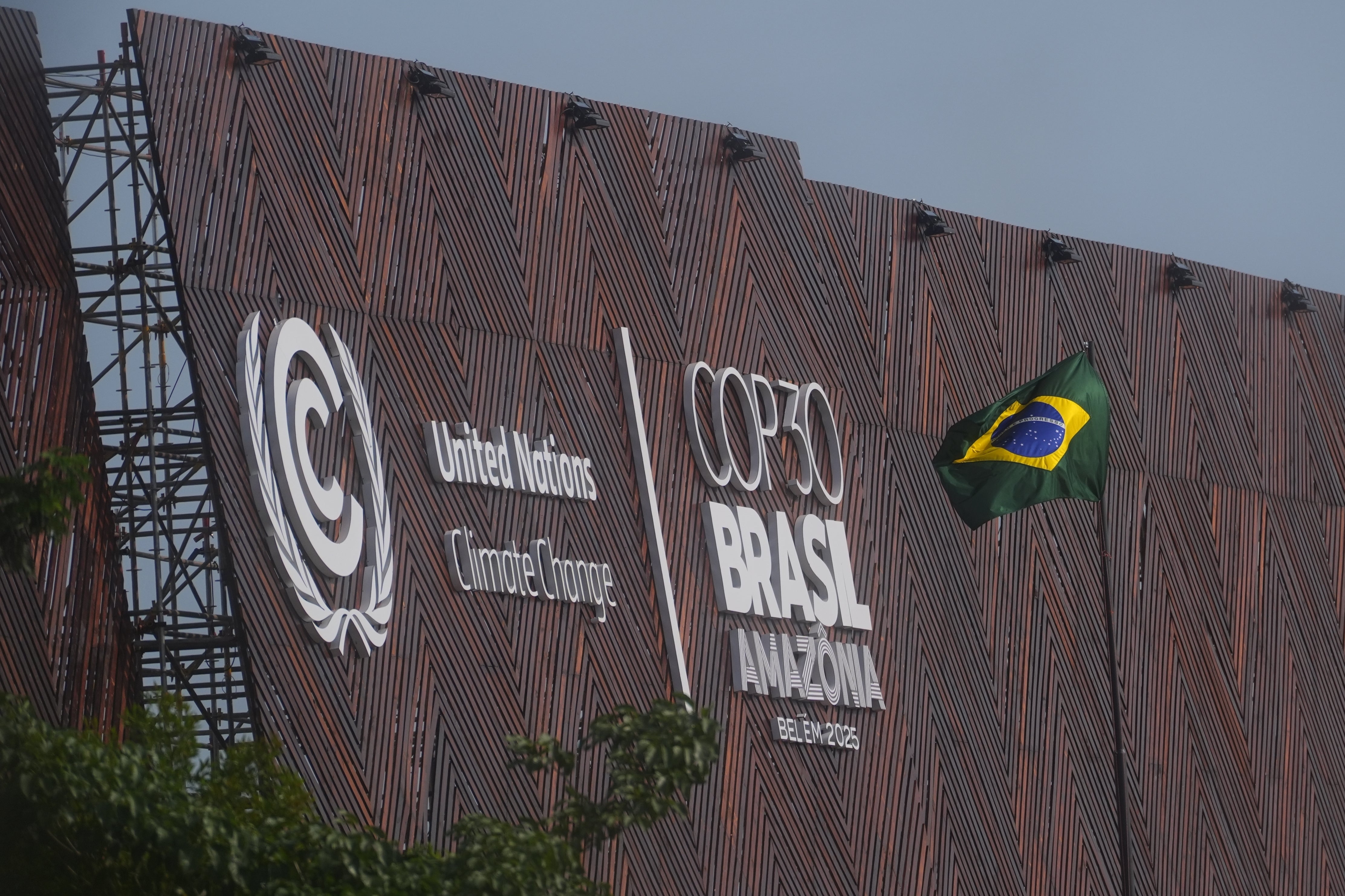 independent.co.uk - Anton L. Delgado - Artificial intelligence sparks debate at COP30 climate talks in Brazil