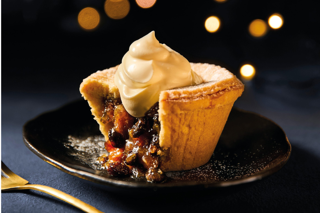 <p>The deep-filled supermarket mince pies were a cut above the rest </p>