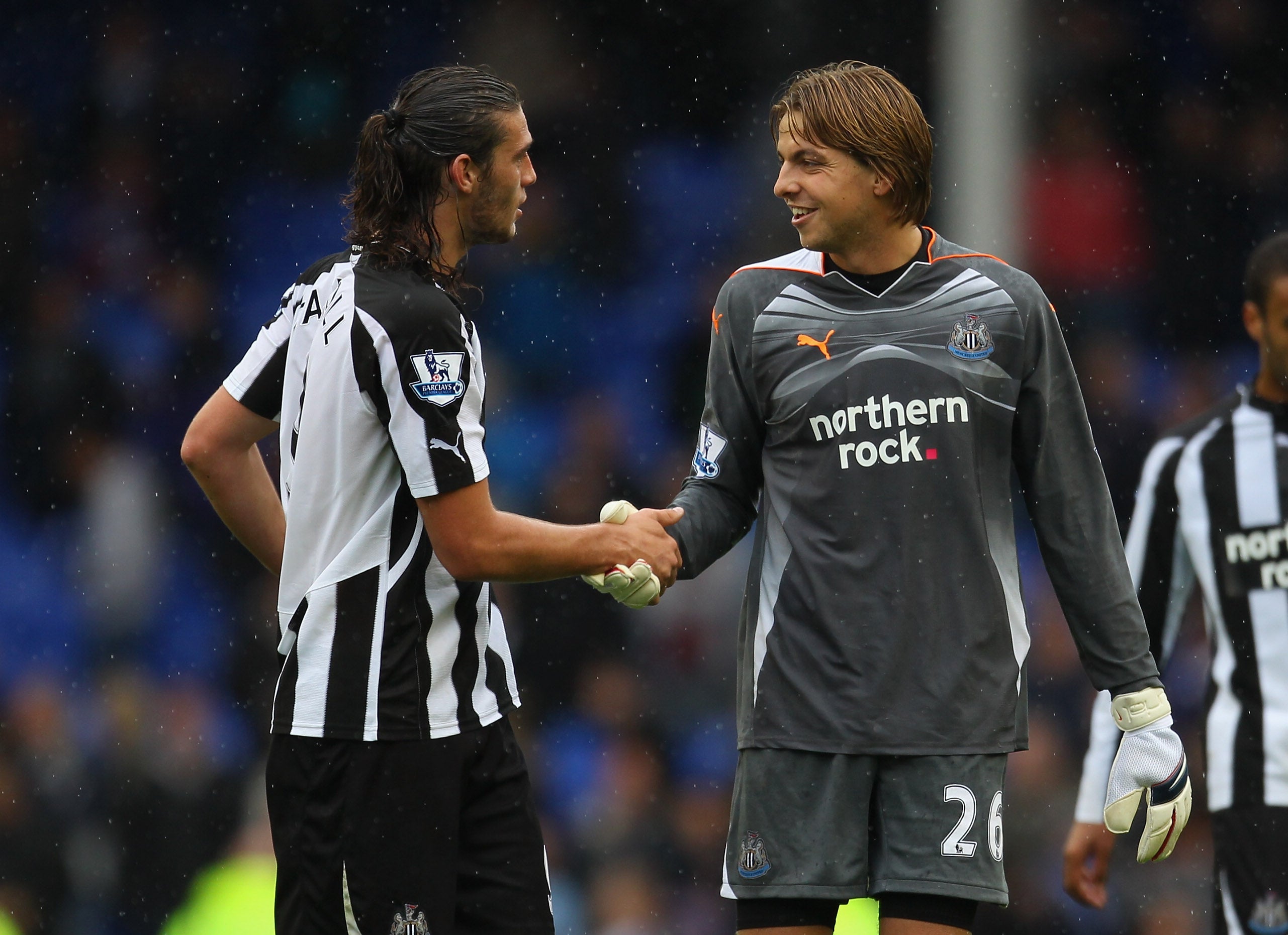 Andy Carroll y Tim Krul durante su estancia en el Newcastle United
