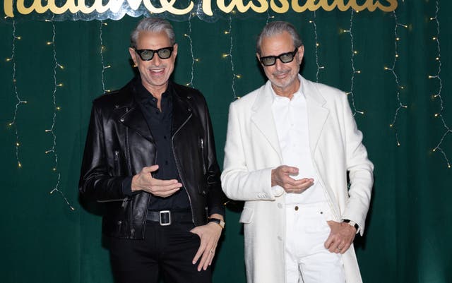 <p>Actor Jeff Goldblum, right, unveils his wax figure at Madame Tussauds New York on Wednesday, Nov. 19, 2025, in New York</p>