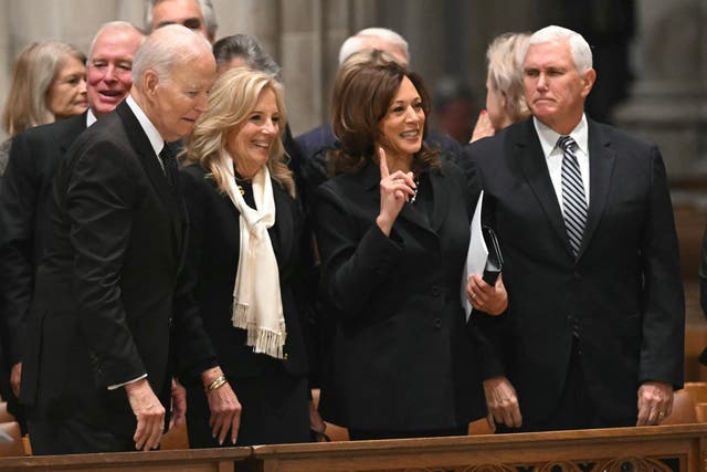 <p>Former President Joe Biden sitting with former VPs Kamala Harris and Mike Pence</p>
