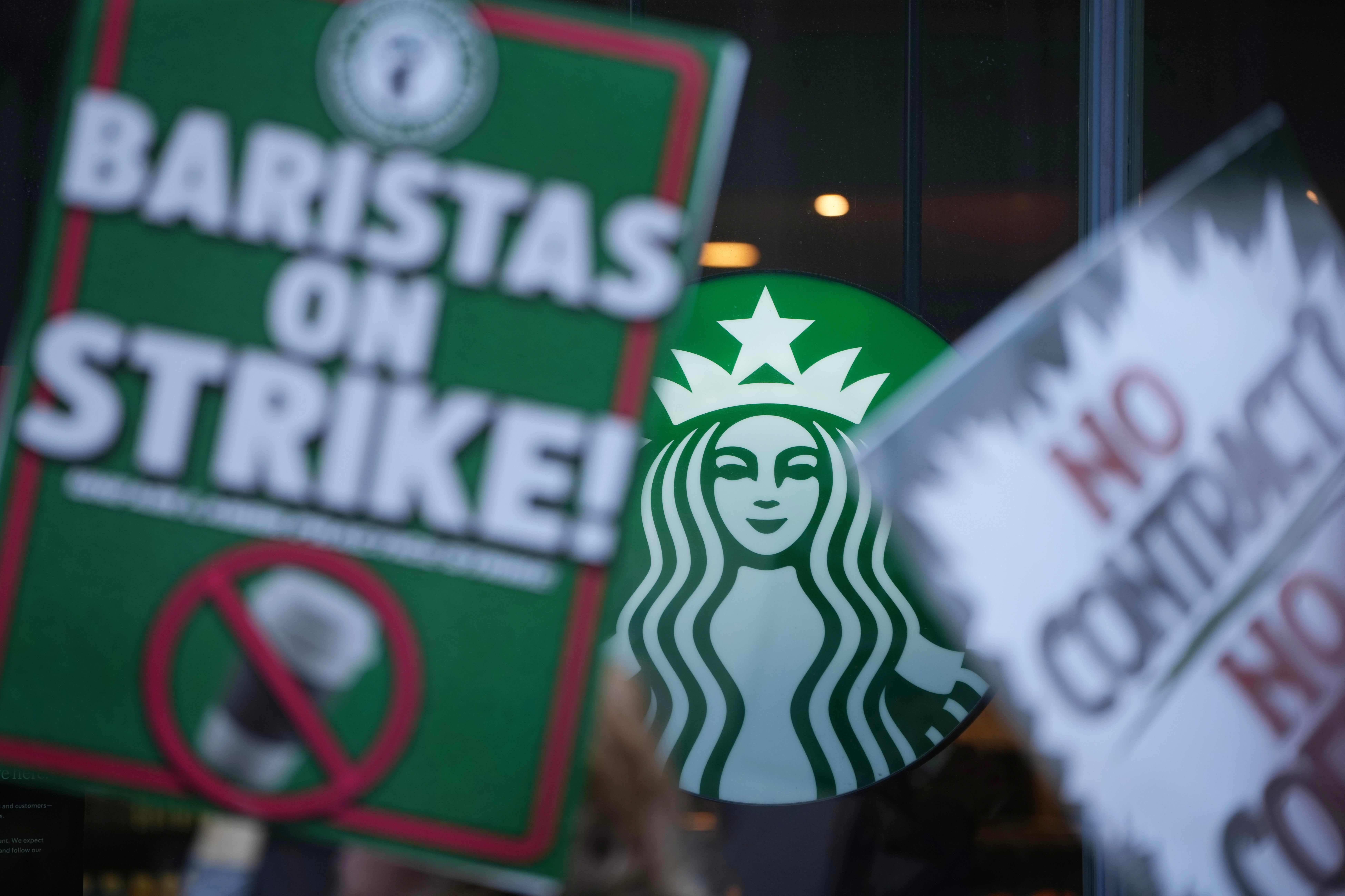 Starbucks agrees to pay $38.9M to NYC workers over labor violations