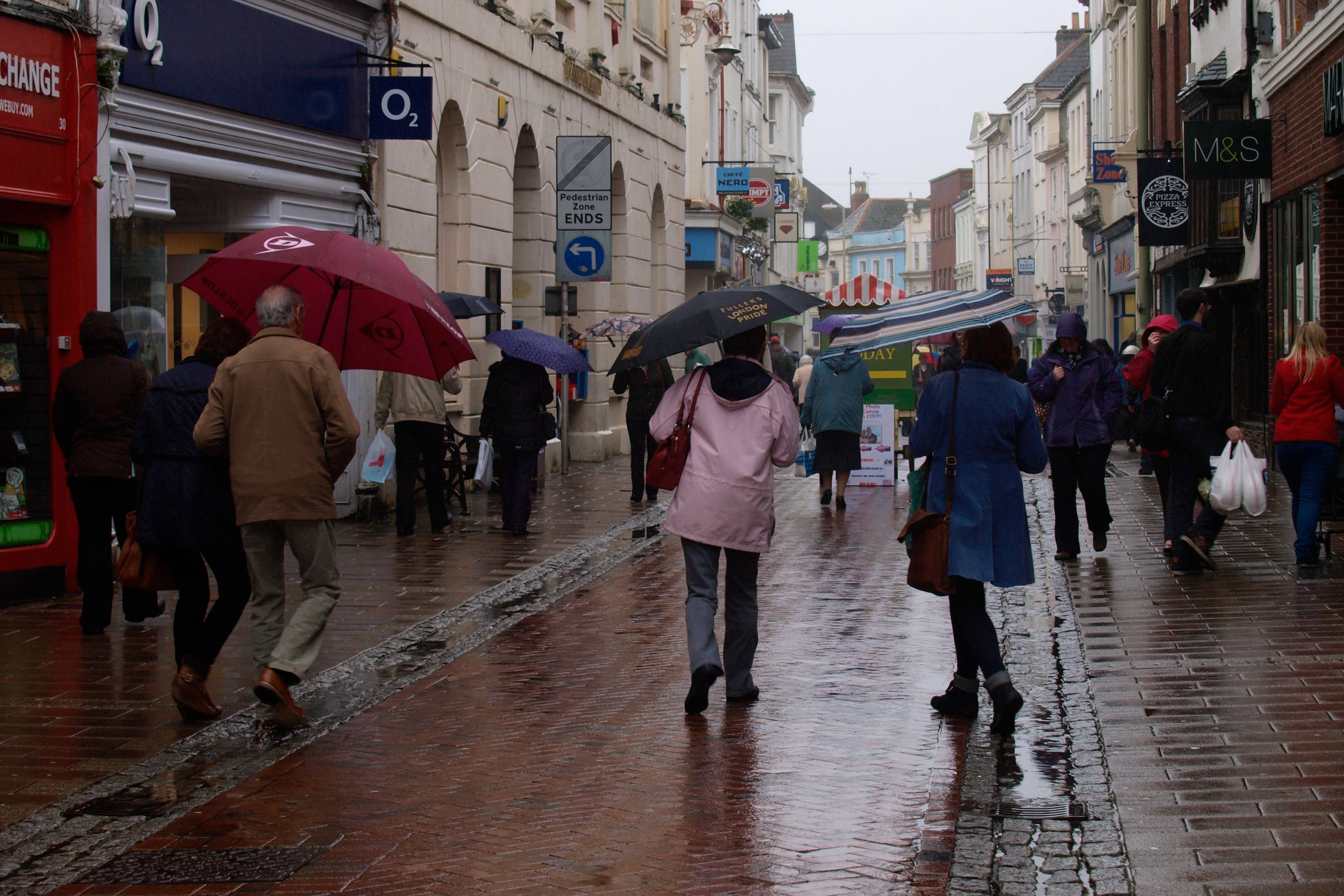 independent.co.uk - Holly Williams - Retail sales fall unexpectedly in October amid Budget hit to consumer confidence