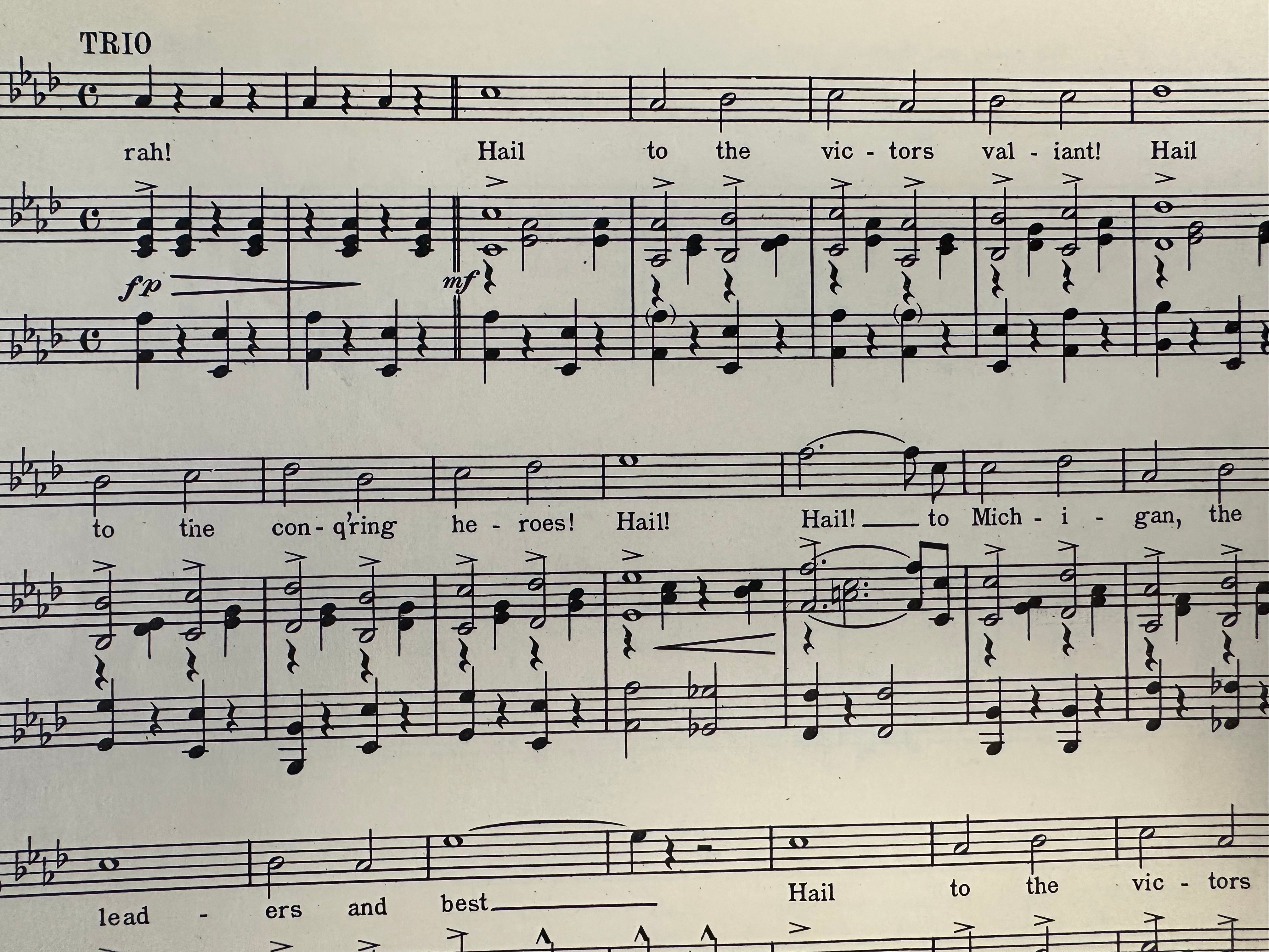 Tradition Glimpse-Fight Songs