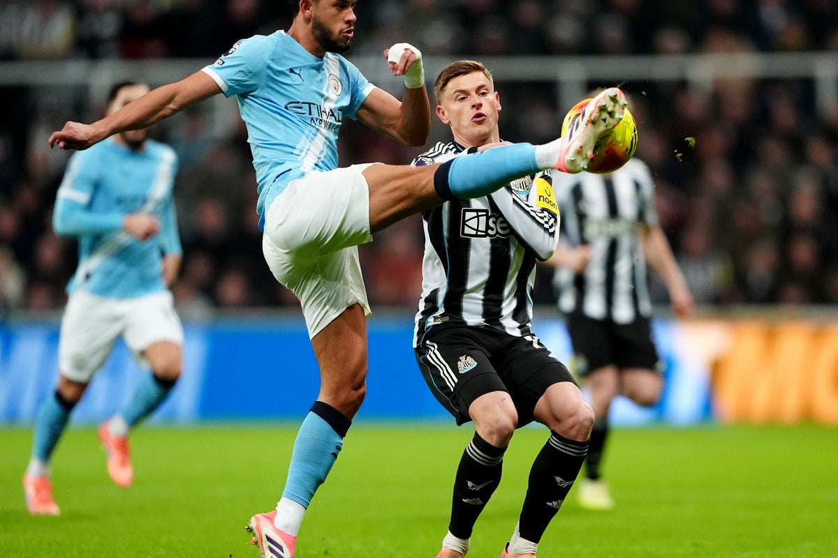 Newcastle vs Man City live: Both sides miss early chances as City look to put pressure on league leaders Arsenal Newcastle vs Man City live: Both sides miss early chances as City look to put pressure on league leaders Arsenal