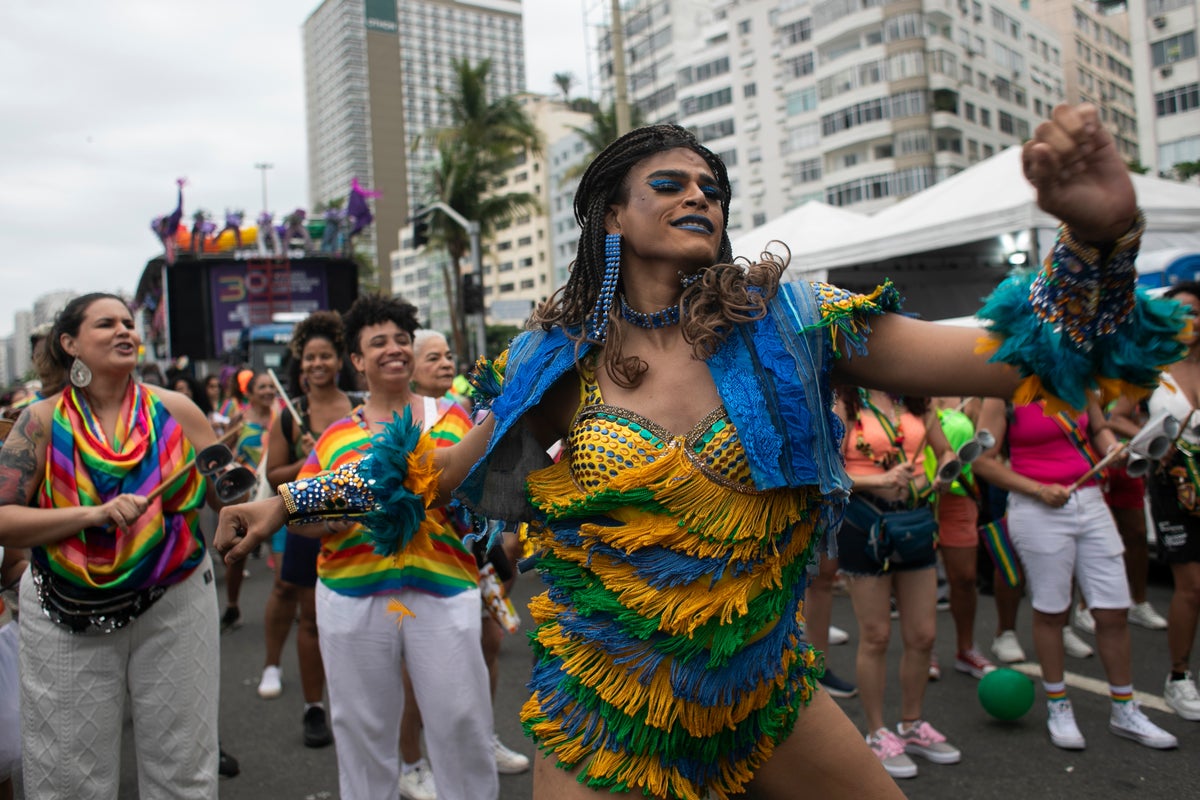 Brazilian revelers at Rio&rsquo;s Pride march rejoice after Bolsonaro&rsquo;s preemptive jailing