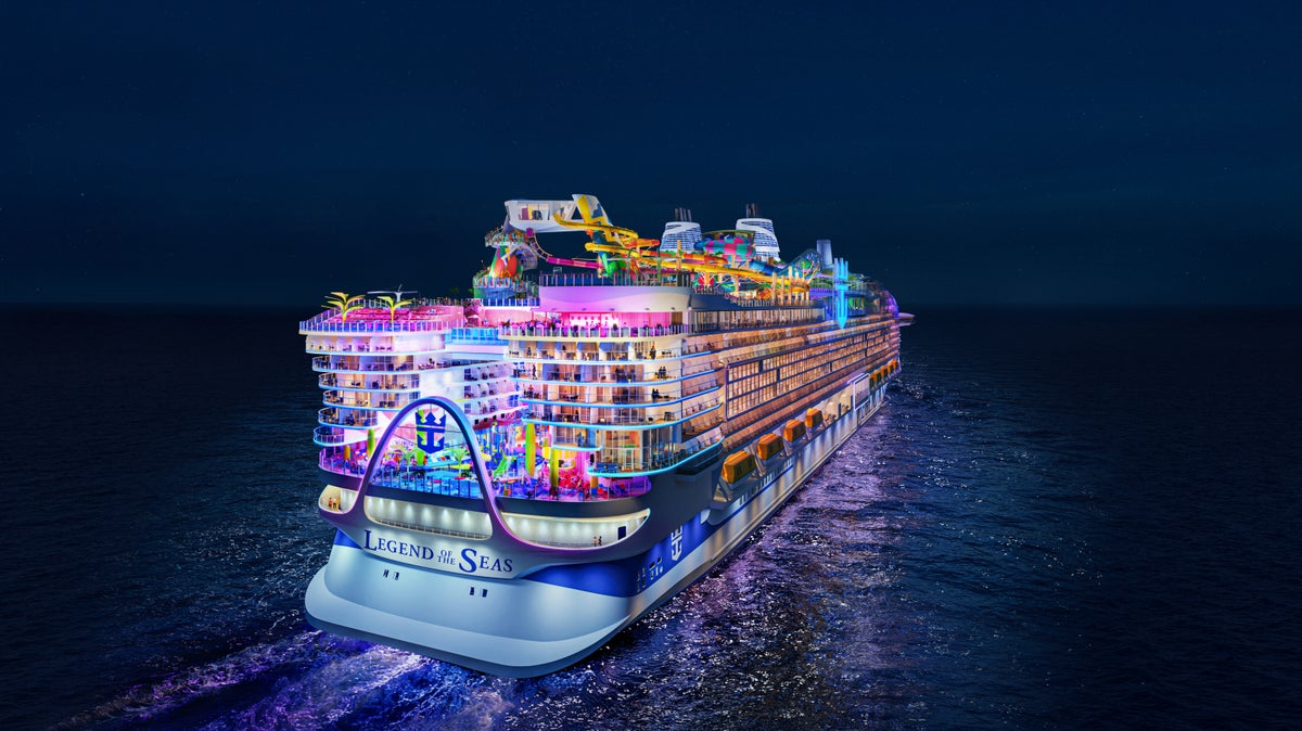 Royal Caribbean’s The Legend of the Seas cruise ship sailing at night