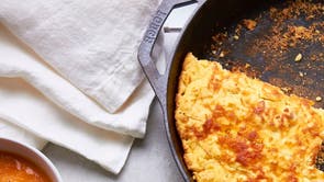 Food-Thanksgiving-Cheddar Cornbread