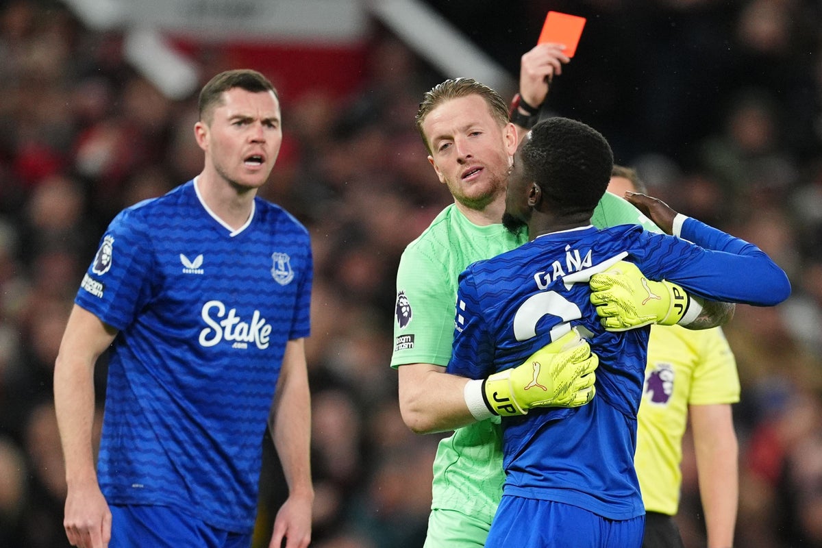 Idrissa Gana Gueye sent off for slapping Everton team-mate Michael Keane