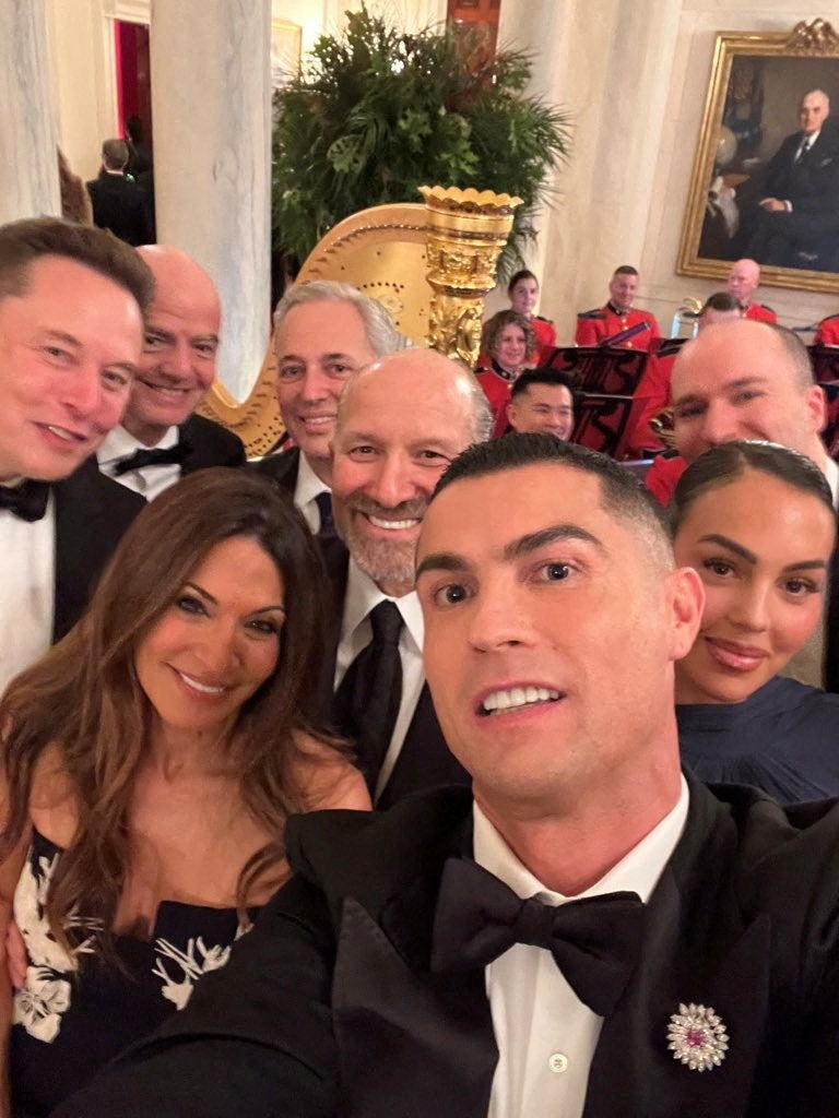 Ronaldo takes a selfie Fifa president Gianni Infantino and Elon Musk as they attend a dinner hosted by US President Donald Trump for Saudi Crown Prince Mohammed bin Salman