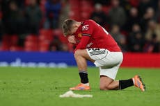Gary Neville condemns ‘embarrassing and complacent’ Man United after Everton defeat