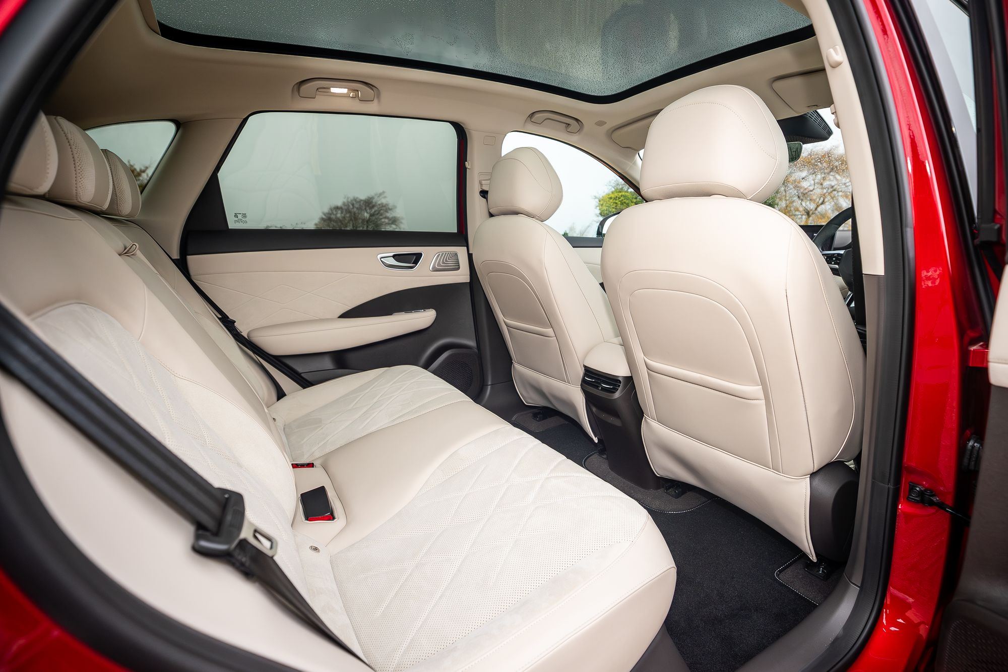 There's acres of space for passengers in the back seats of the new MG S6