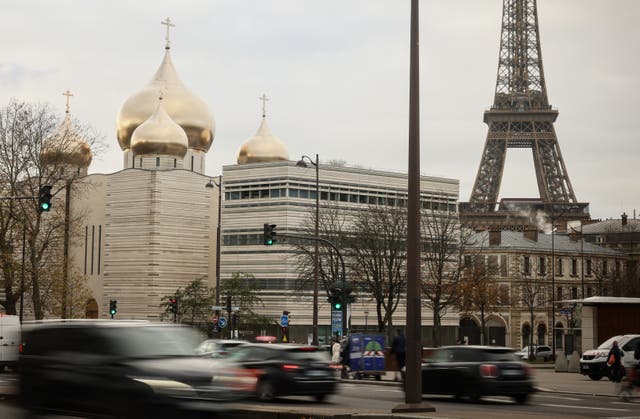 FRANCIA ESPIONAJE ARRESTOS