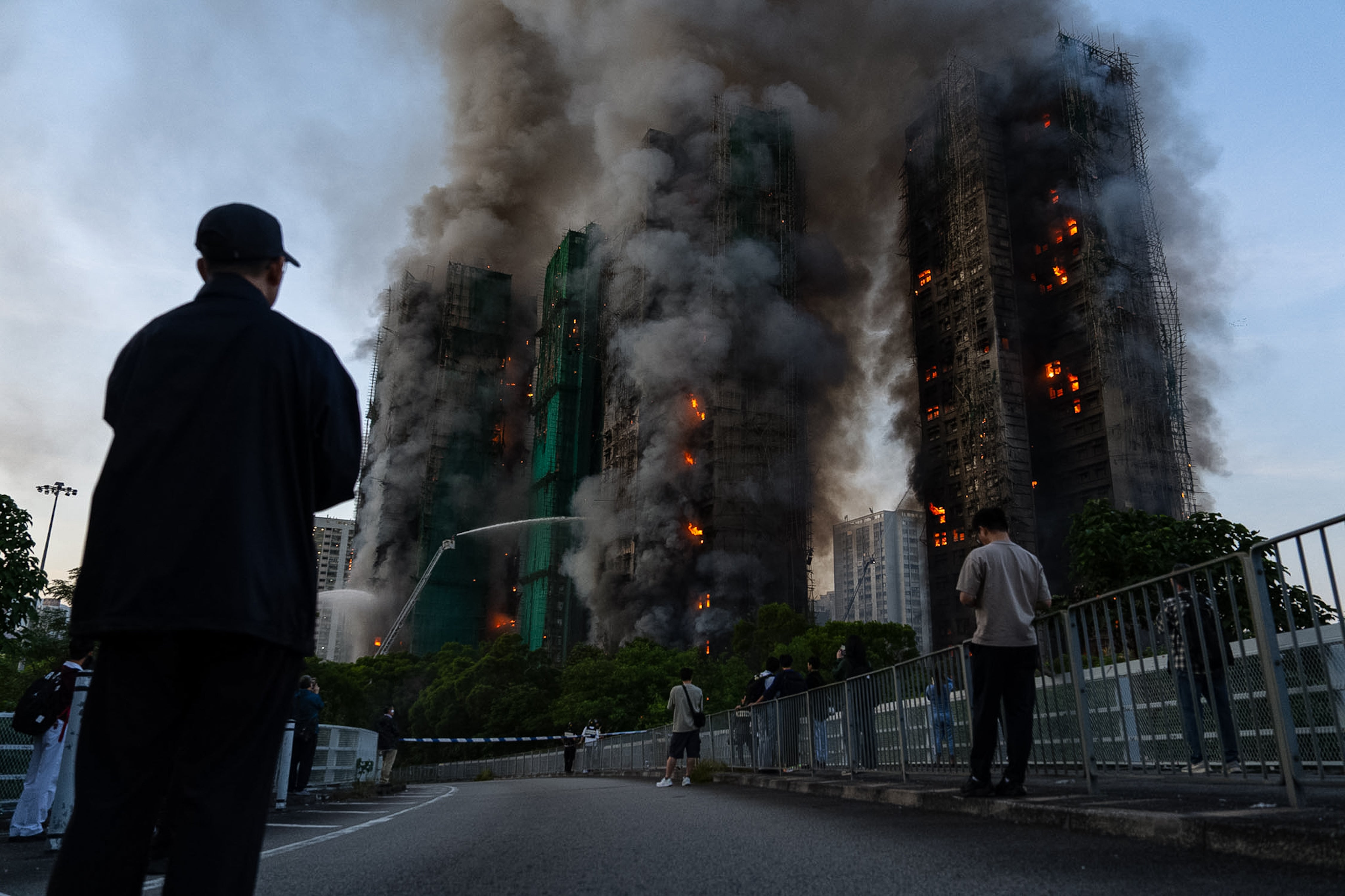 APTOPIX Hong Kong Fire