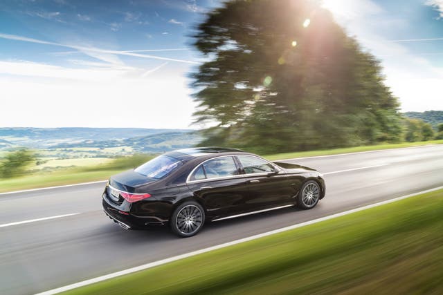 <p>The Mercedes-Benz S-Class can’t escape the march towards electrification</p>