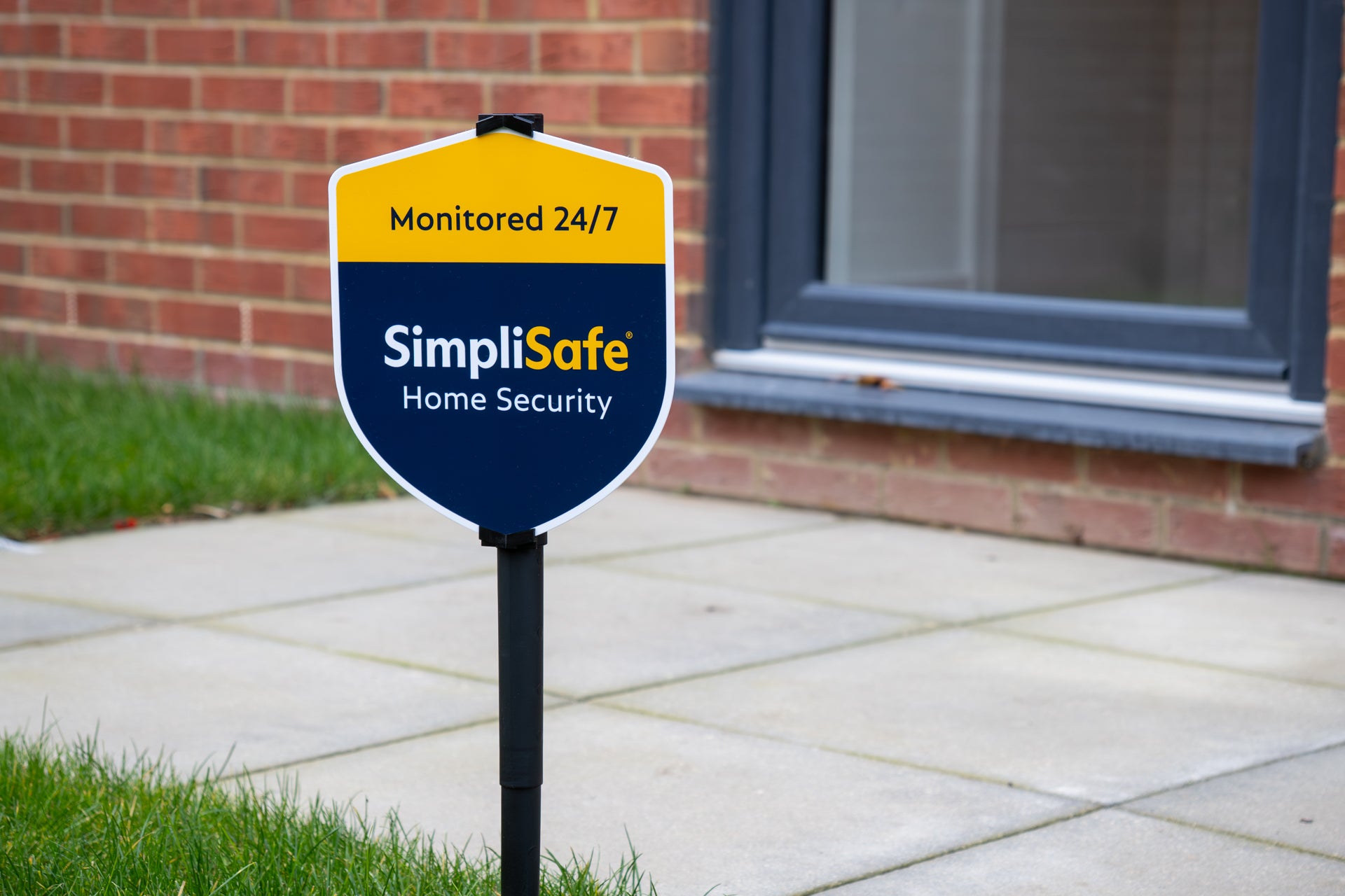 Signs should be displayed if your cameras have a view beyond your property