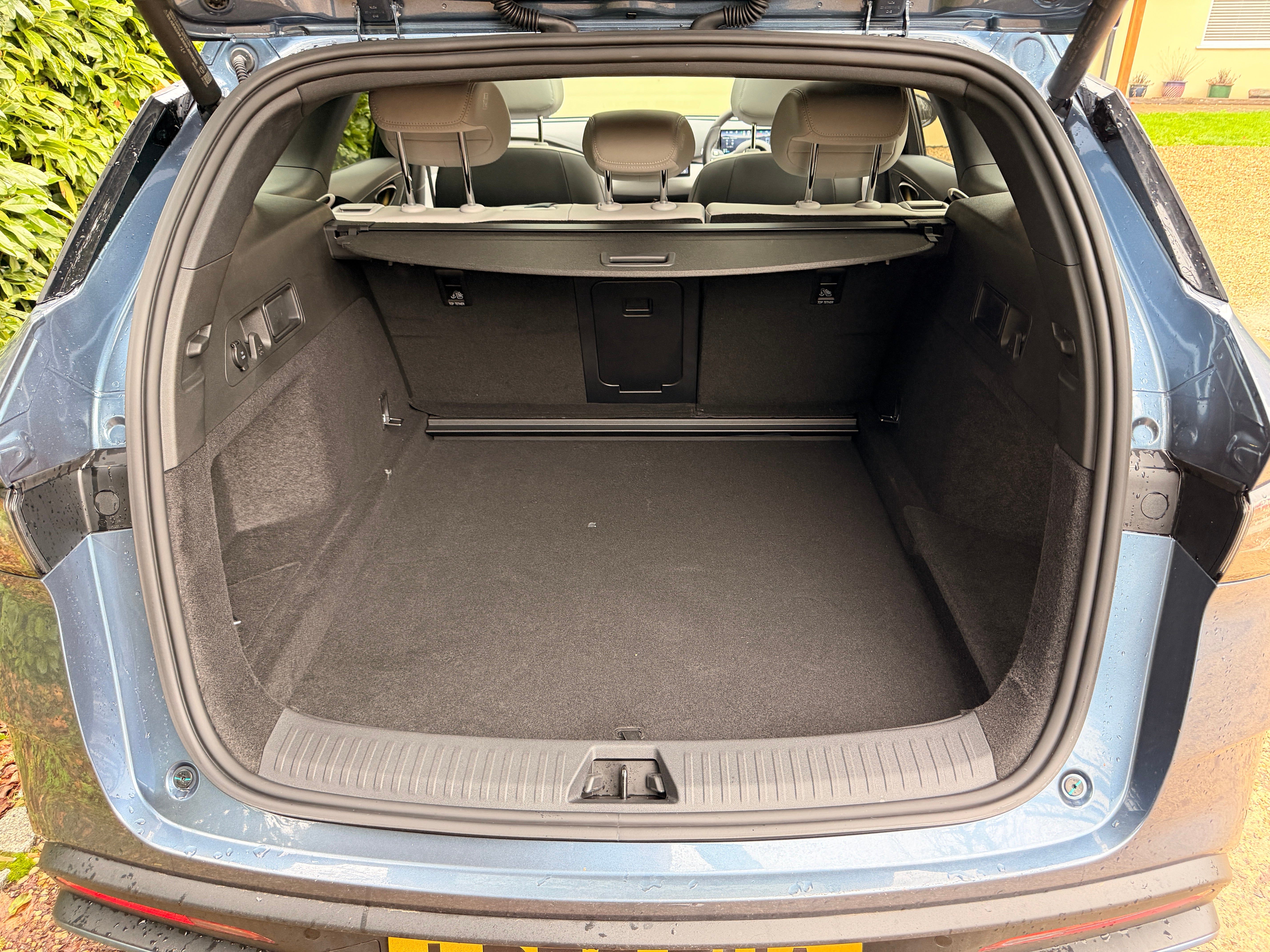 The BYD Seal 6 DM-i is dog friendly with 500 litres of space. The saloon still gets 491 litres of room.