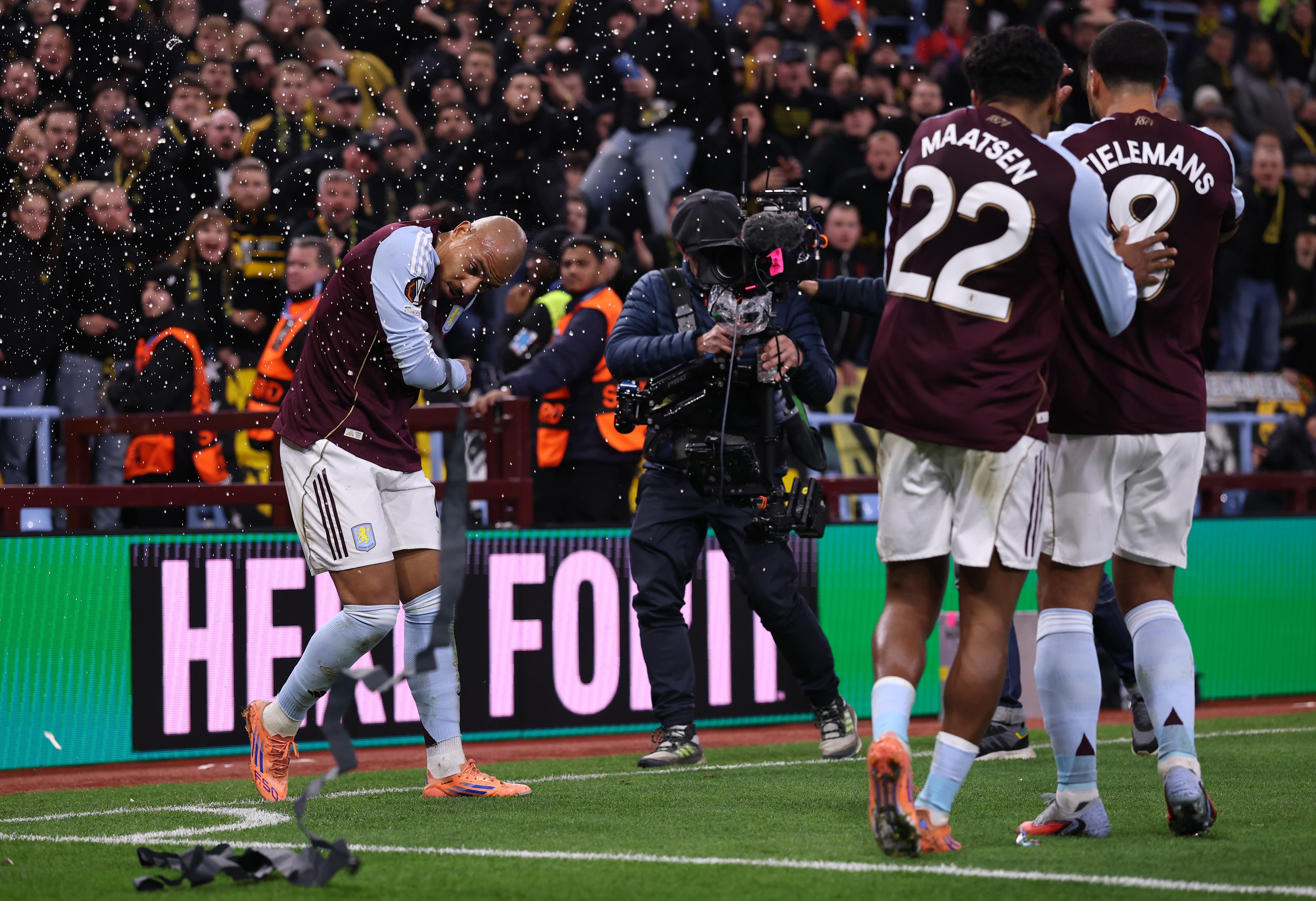 Donyell Malen was hit by an object thrown from the crowd