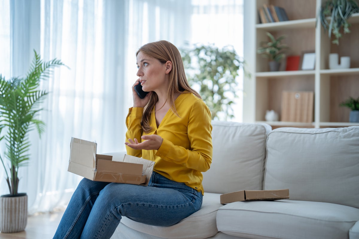 Retailers are quietly tightening return policies. How not to get caught out this Black Friday