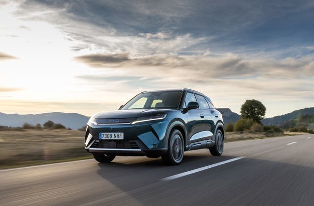 <p>The Atto 2 is available in hybrid and pure electric models</p>