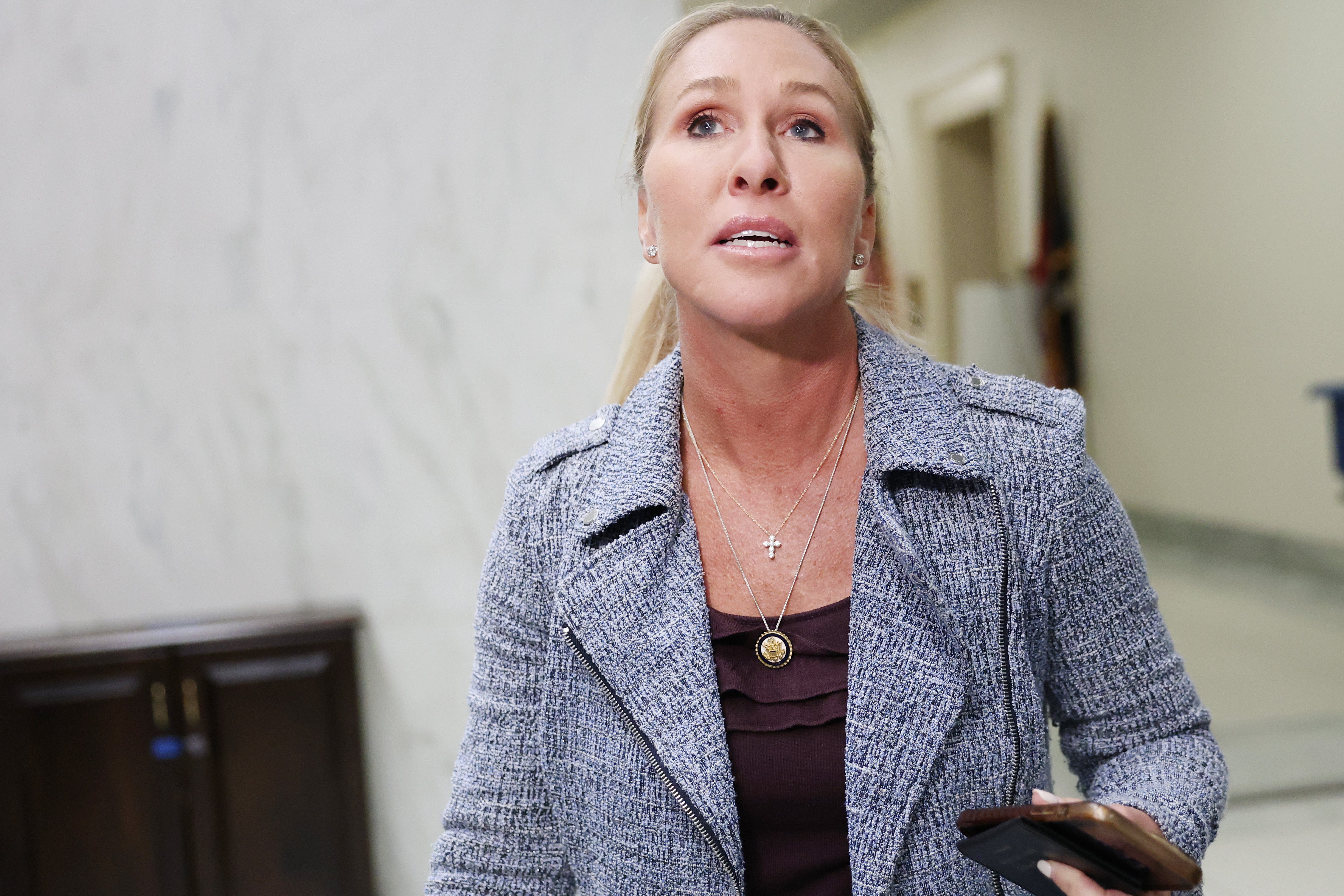 Embora Trump e Greene tenham opiniões intransigentes sobre a imigração, eles diferem quando se trata de vistos H-1B.