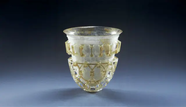 <p>Subtle patterns on Roman glass cup</p>