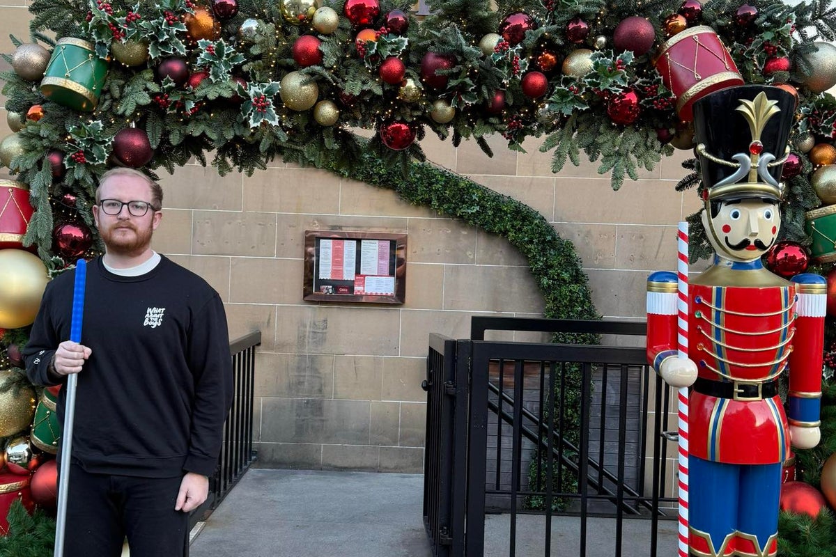 Thief steals 8ft Christmas nutcracker statue from Edinburgh cocktail bar