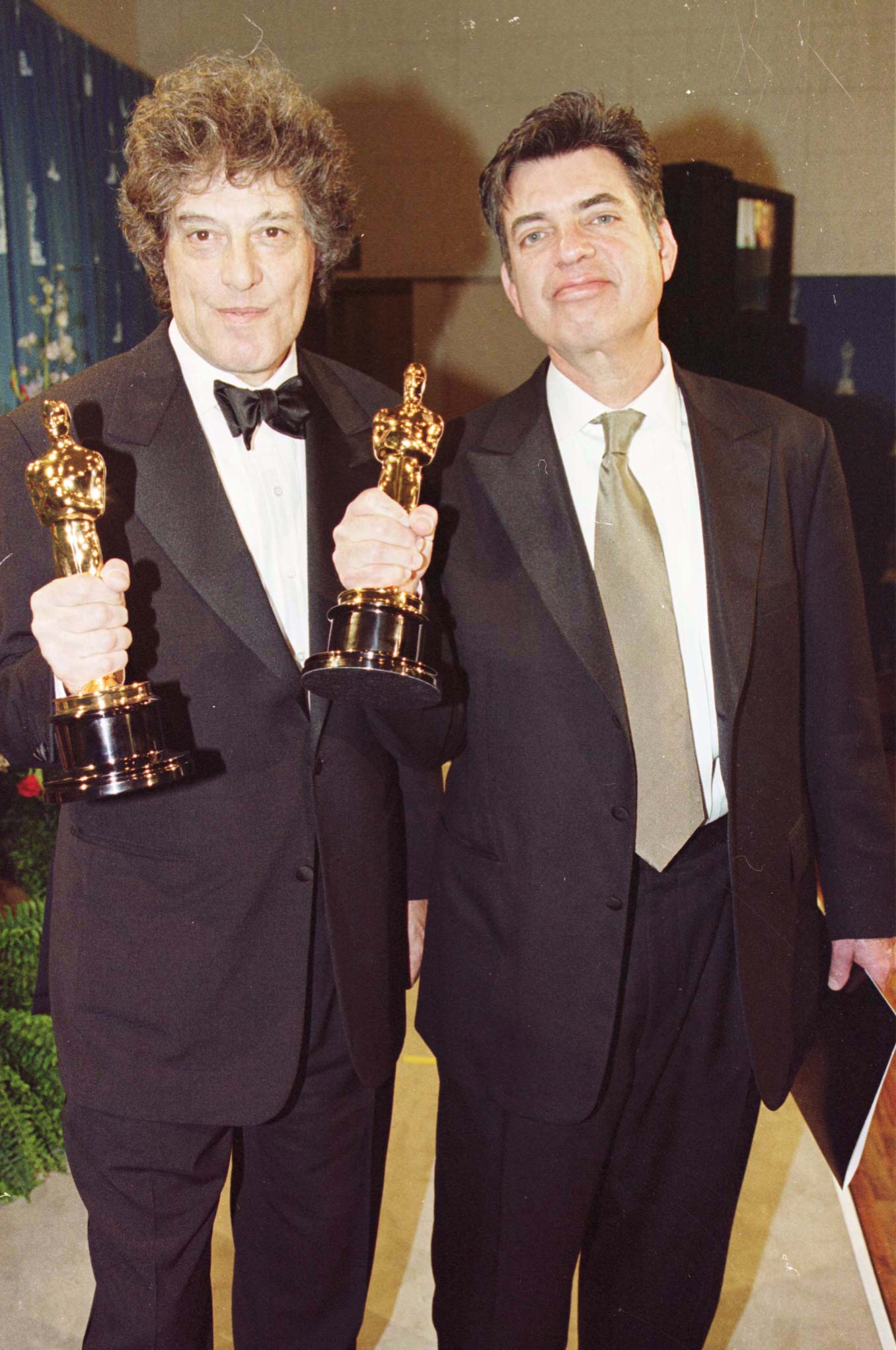 Stoppard and Shakespeare in Love co-writer Marc Norman with their Academy Awards in 1999