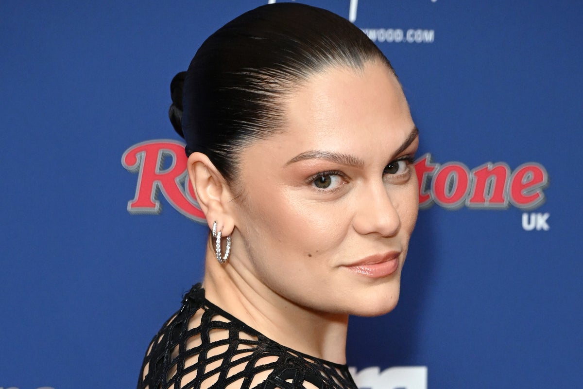 Jessie J walks back 2014 comments about bisexuality ‘phase’: ‘I’m sure it hurt her’ Jessie J walks back 2014 comments about bisexuality ‘phase’: ‘I’m sure it hurt her’