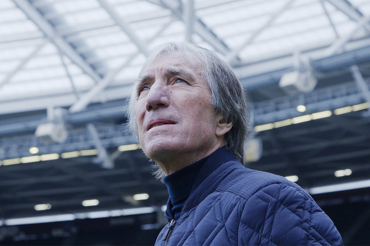 West Ham great Billy Bonds dies aged 79