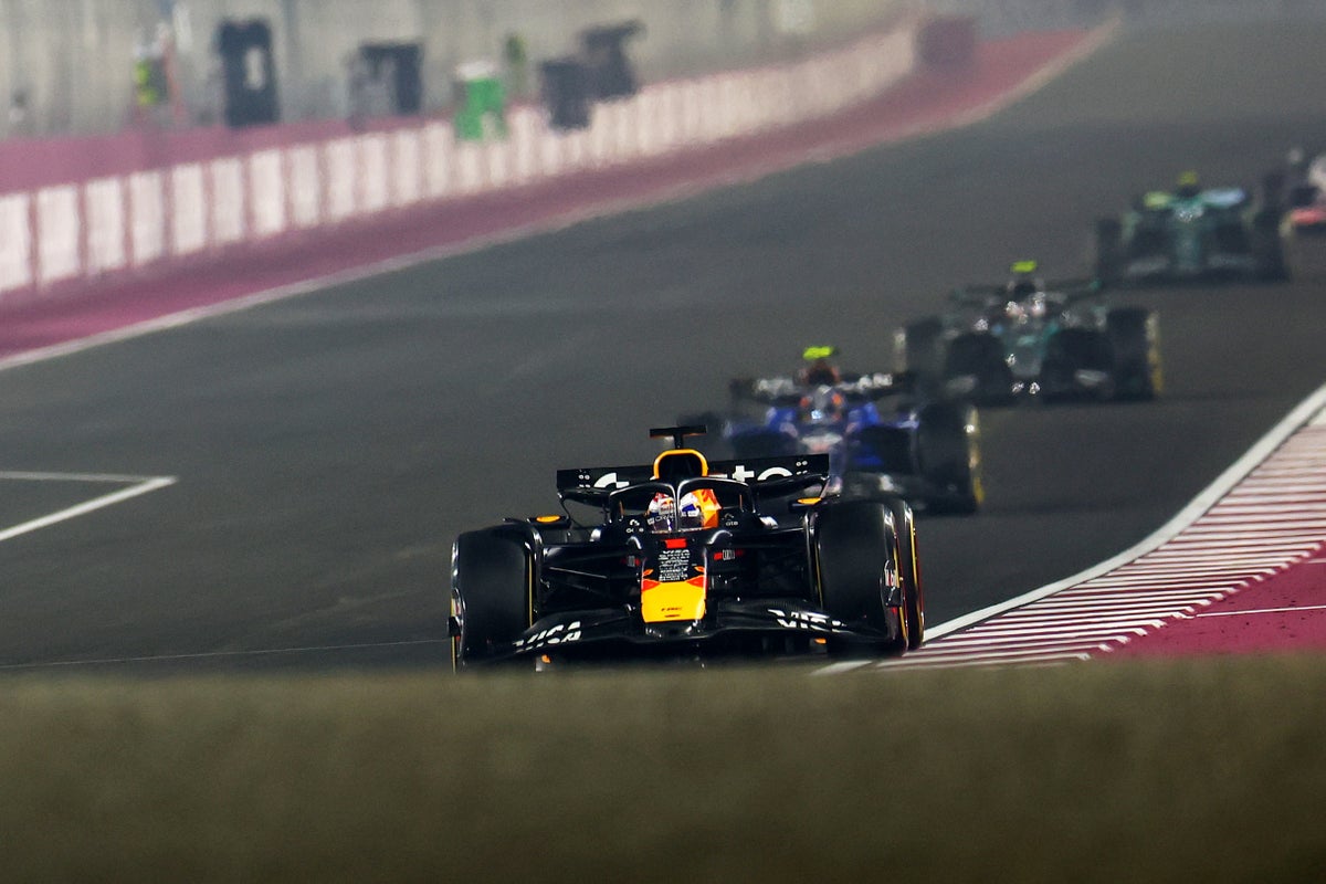 Max Verstappen wins Qatar GP to take F1 title race to the wire