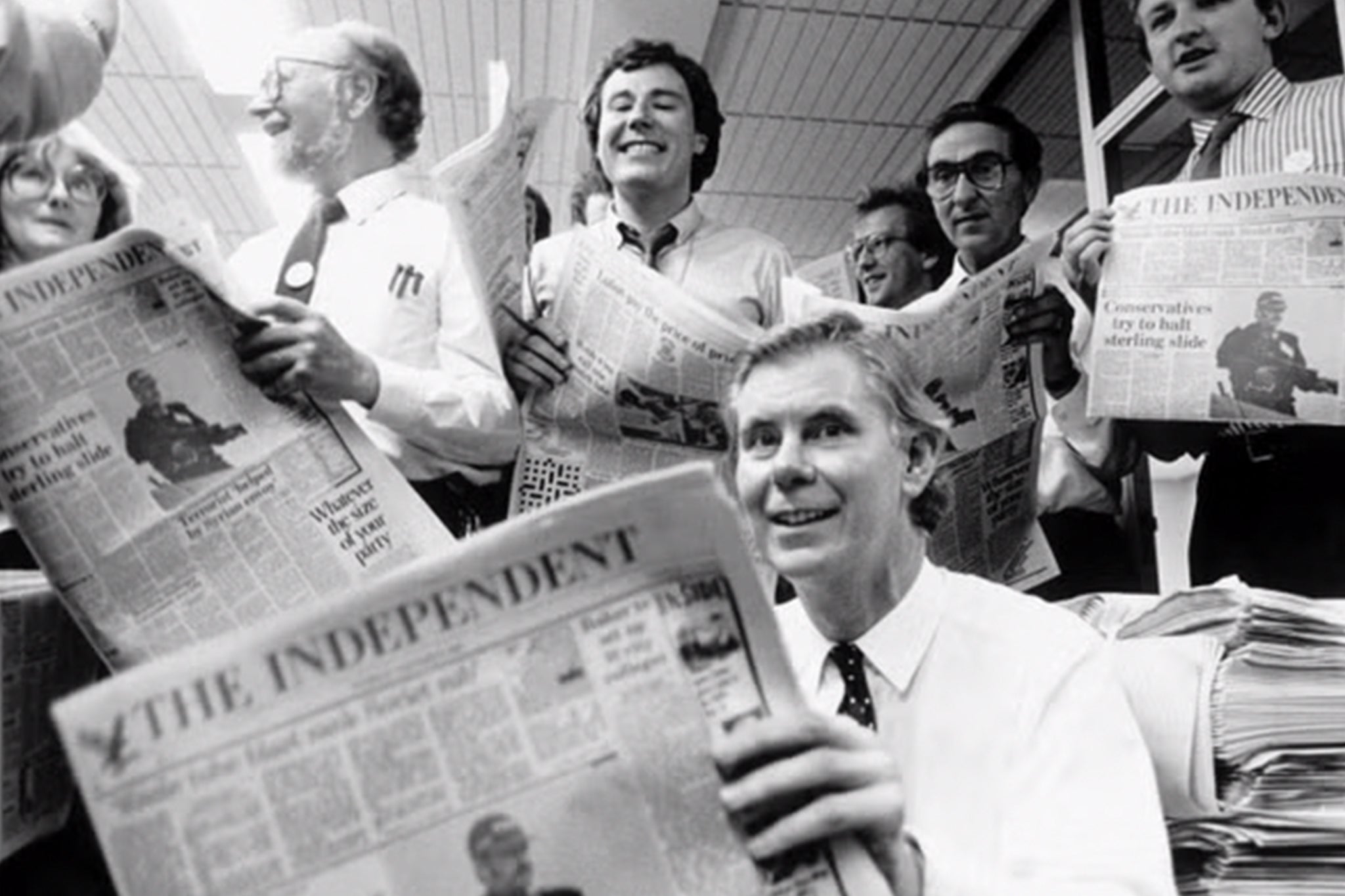 <p>Andreas Whittam Smith at the 1986 launch of The Independent, Britain’s ‘first new quality broadsheet newspaper since early Victorian times’</p>
