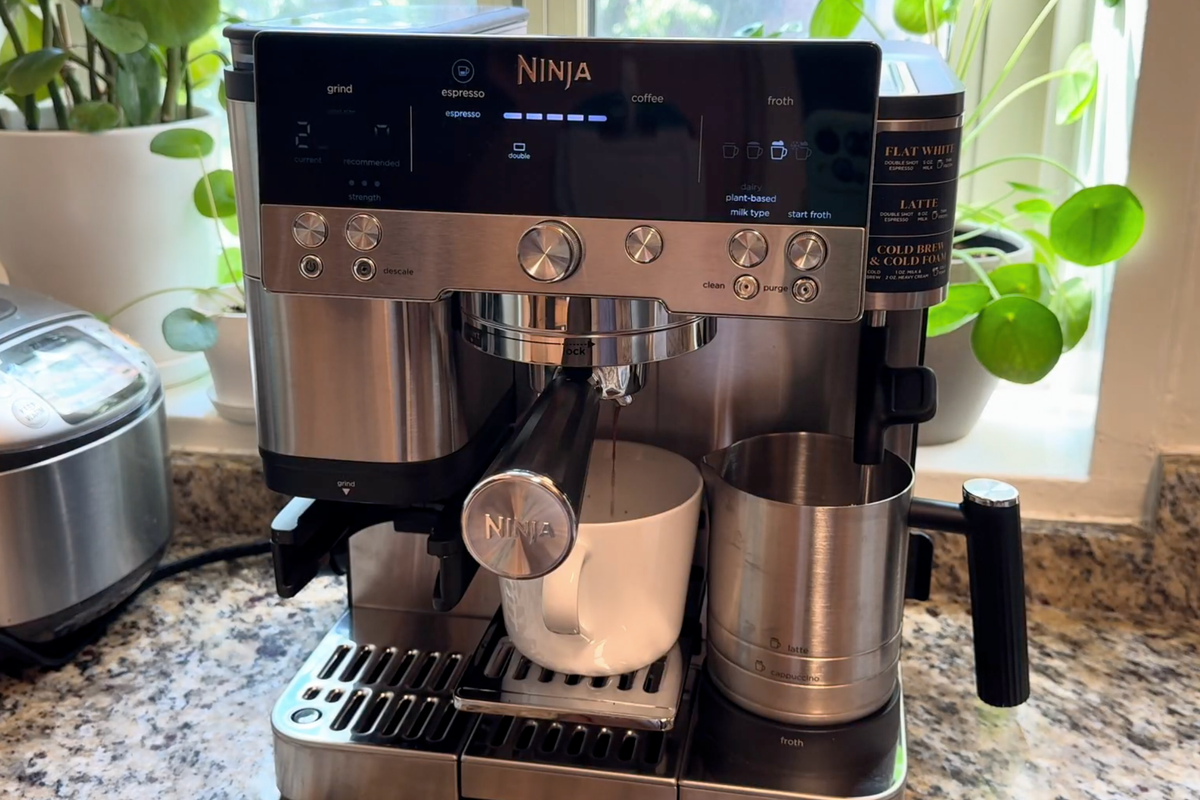 Our favorite Ninja coffee maker plummets in price for Black Friday