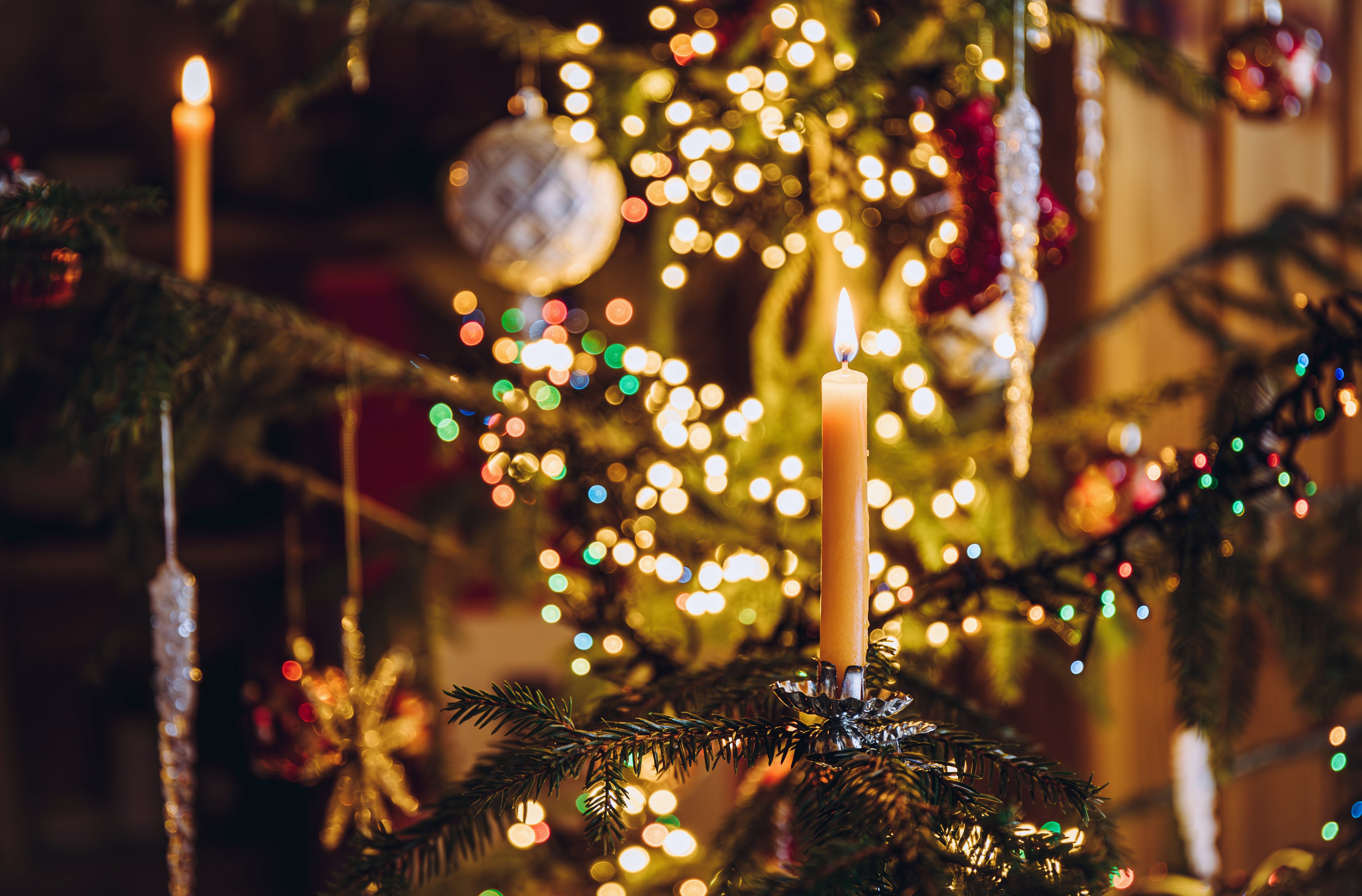 Everyone has a different style when it comes to Christmas decorations