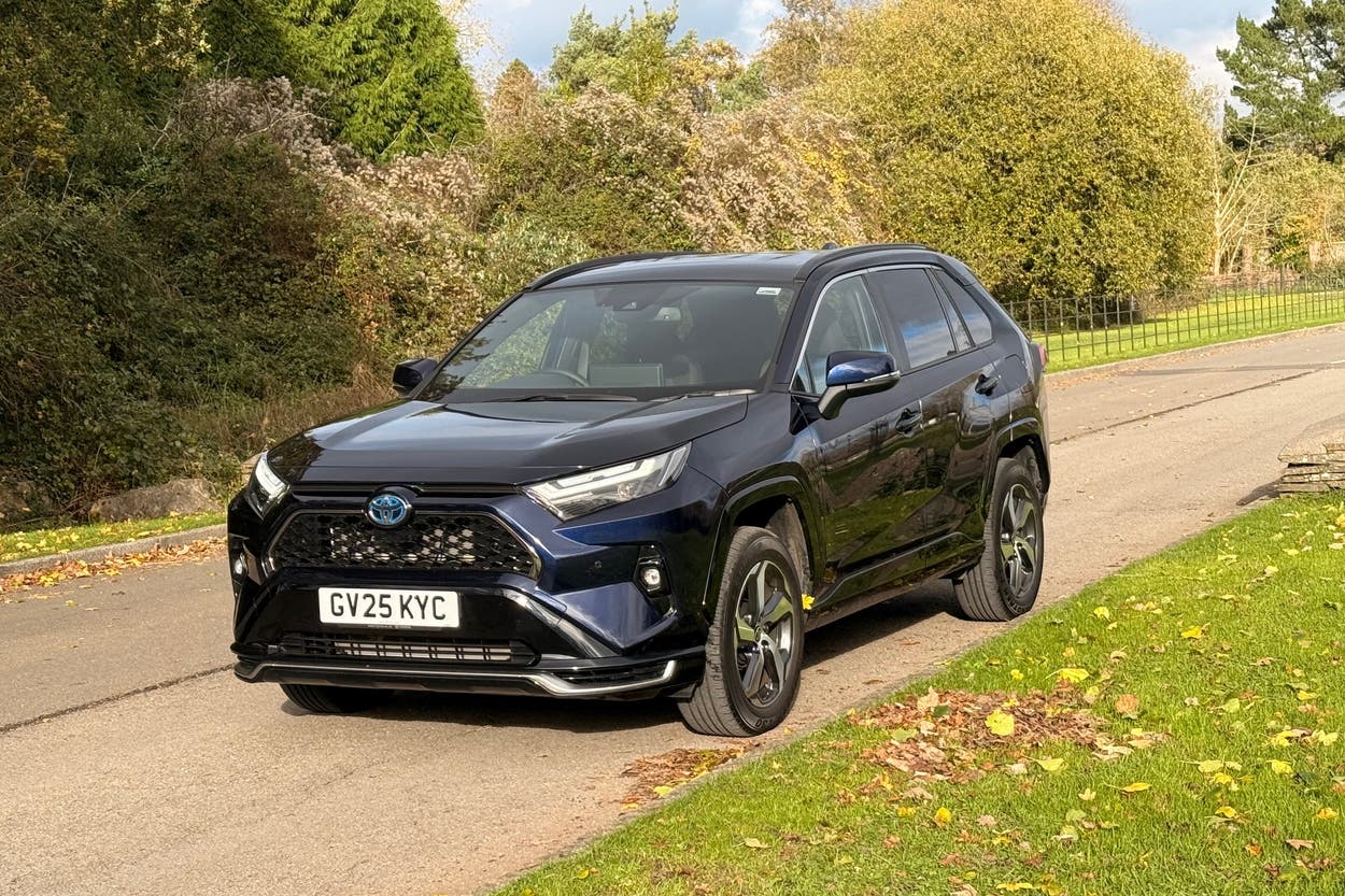 Car Rave 4 Toyota RAV4 review: Introducing one of the cleanest and most efficient ...