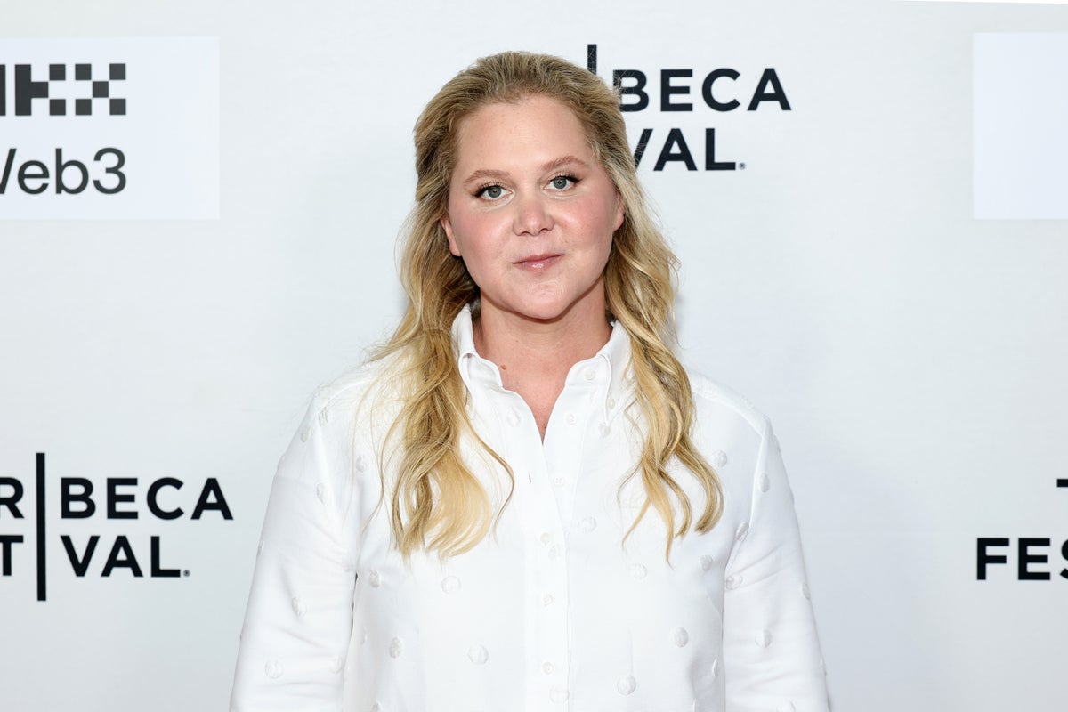 Amy Schumer says she lost 50 pounds to ‘survive’ a disease, ‘not to look hot’