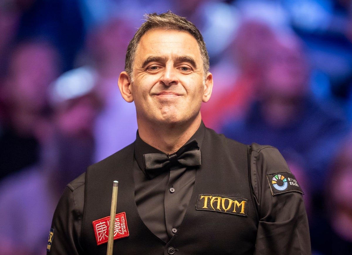 When does Ronnie O’Sullivan start his bid for an eighth title at the World Snooker Championship?