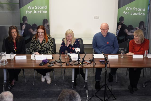 Nicola Brook, solicitor at Broudie Jackson Cantor who worked on the 2014-2016 Hillsborough Inquests, and bereaved family members Charlotte Hennessy, the daughter of 29-year-old Jimmy Hennessy, Margaret Aspinall, the mother of 18-year-old James Aspinall, Steve Kelly, the brother of 38-year-old Michael Kelly, and Sue Roberts, the sister of 24-year-old Graham Roberts, during a press conference (Peter |Byrne/PA)