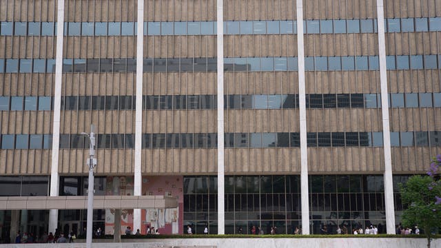 LA Federal Building Arrest