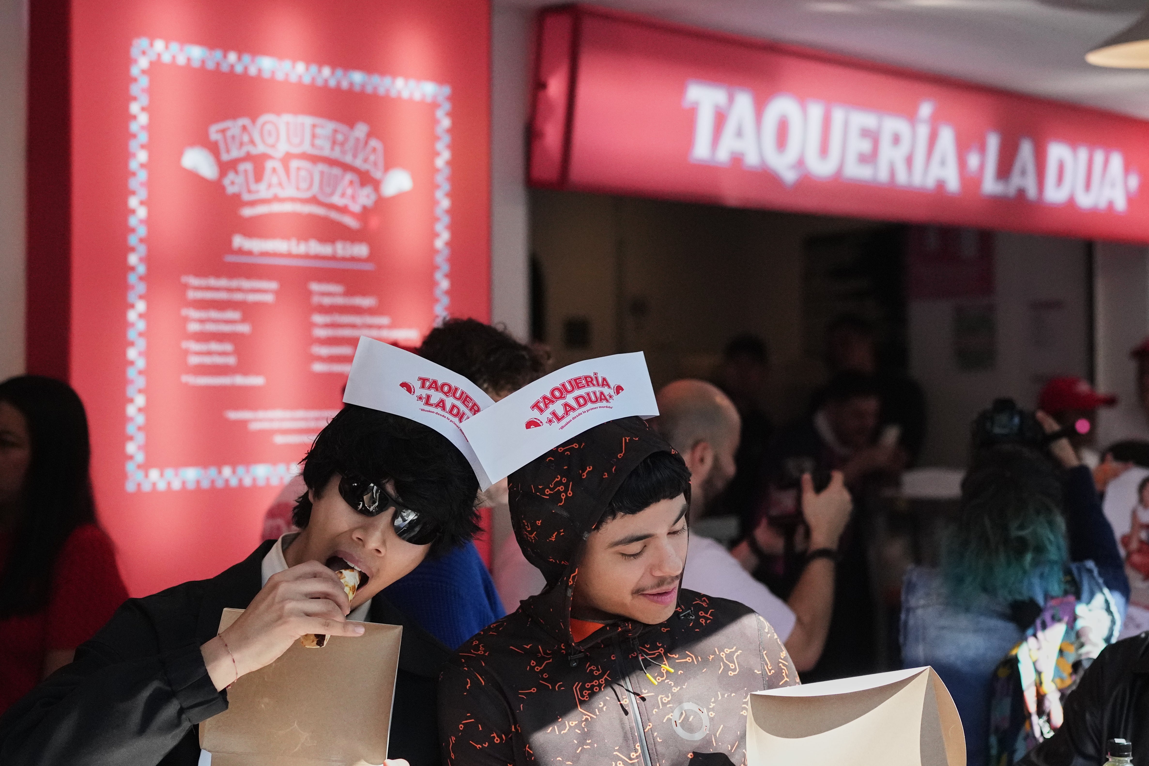 Mexico Dua Lipa Taqueria