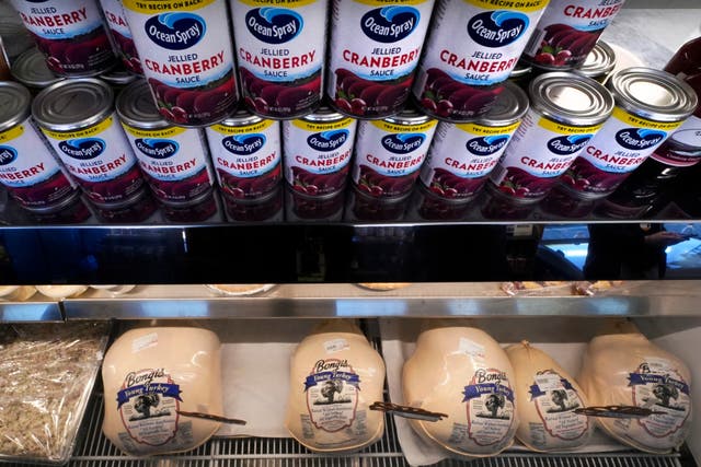 <p>Ocean Spray is investigating its cranberry sauce after viral videos appeared to show cans of the Thanksgiving staple filled with water</p>