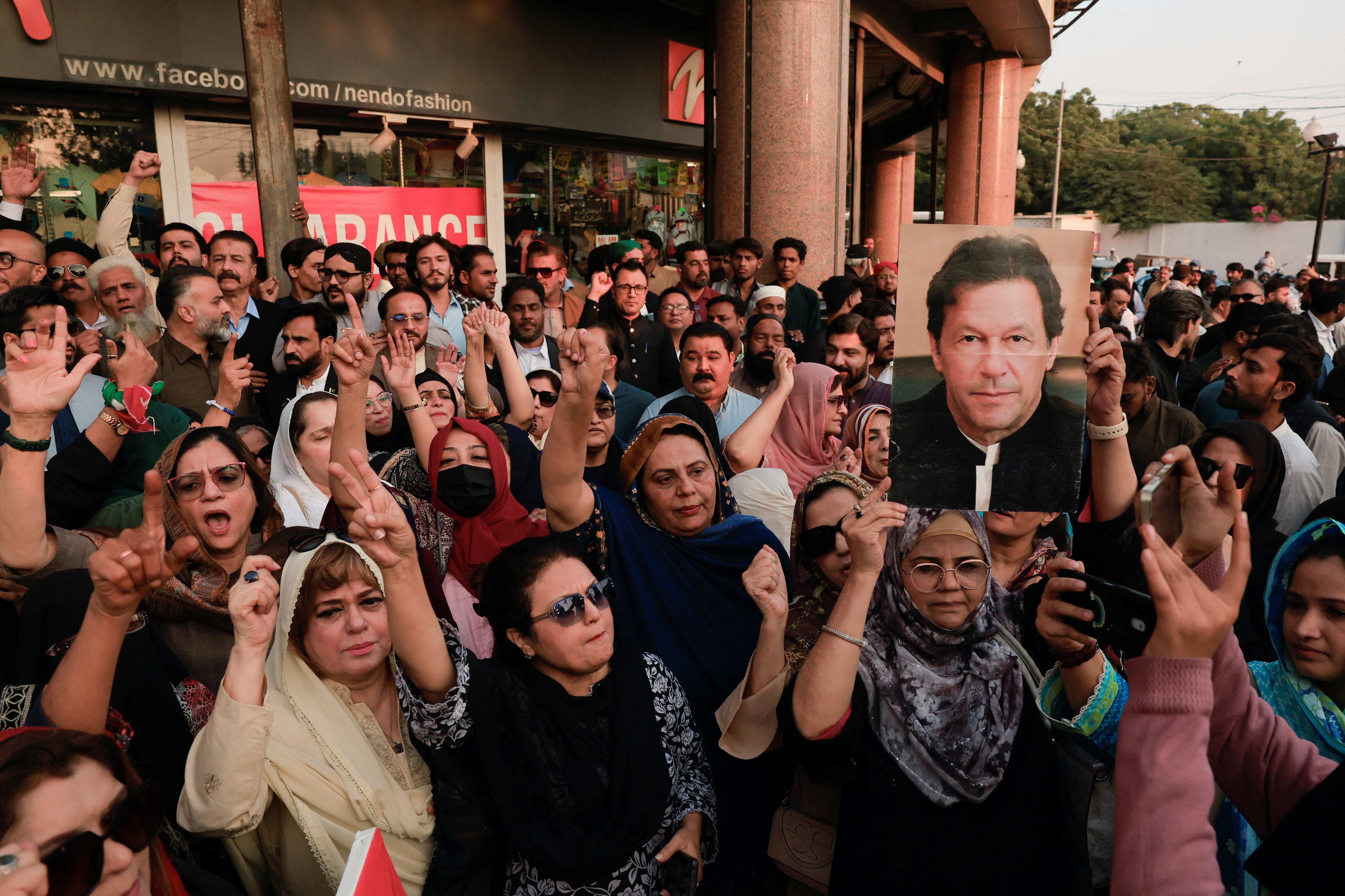 Supporters of jailed former Prime Minister Imran Khan's Pakistan Tehreek-e-Insaf (PTI) party chant slogans during a protest over concerns about their leader's health in Karachi, Pakistan, November 28, 2025. REUTERS/Akhtar Soomro