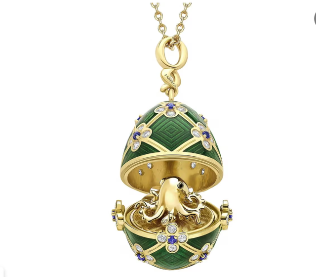 <p>Faberge x 007 Special Edition Octopussy Egg Surprise Locket</p>