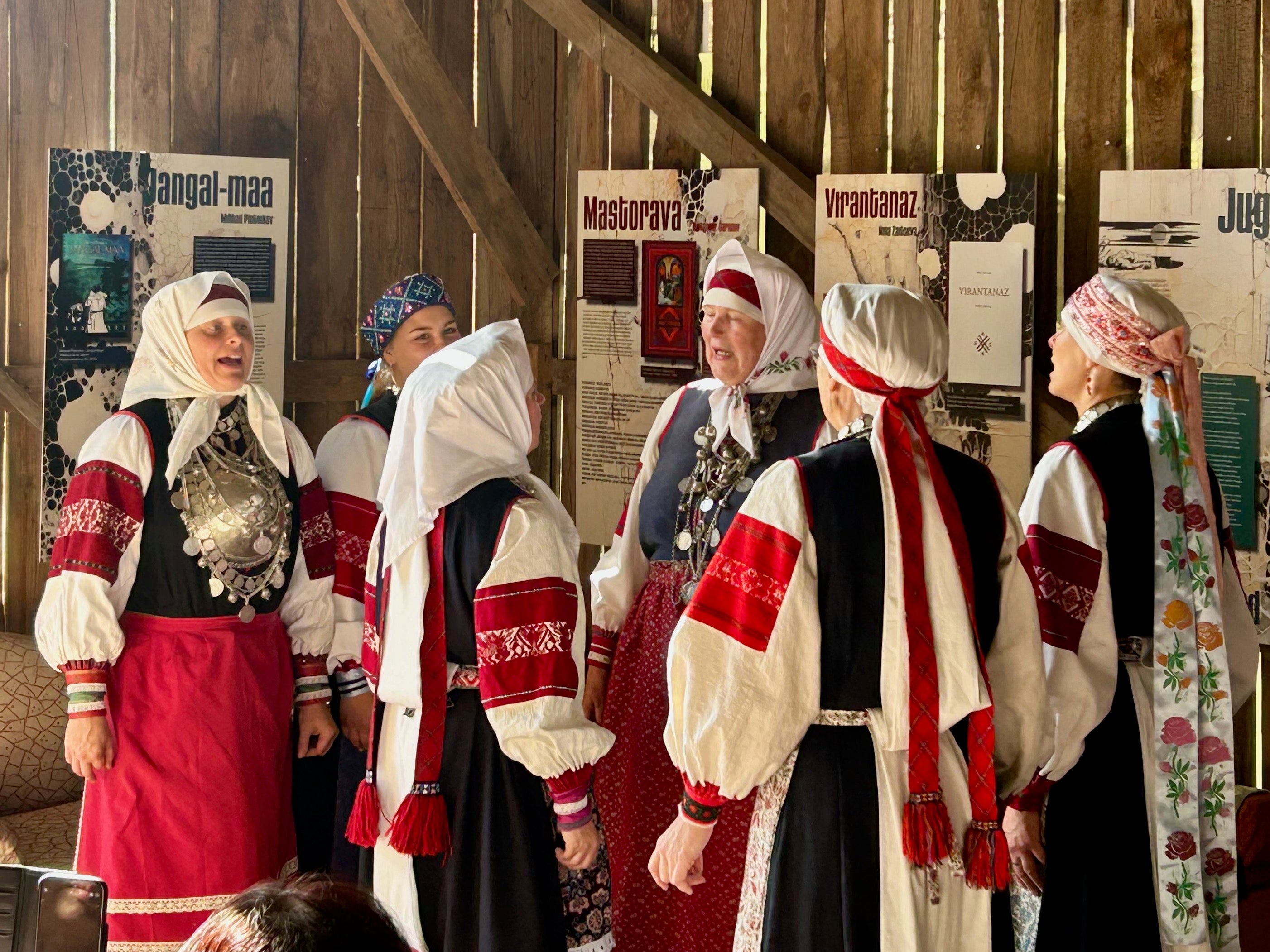 Women singing leelo, a two thousand-year-old tradition recognised by Unesco