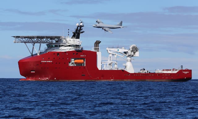 <p>In April 2014, the Australian Transport Safety Bureau took control of the underwater search for the Boeing 777</p>
