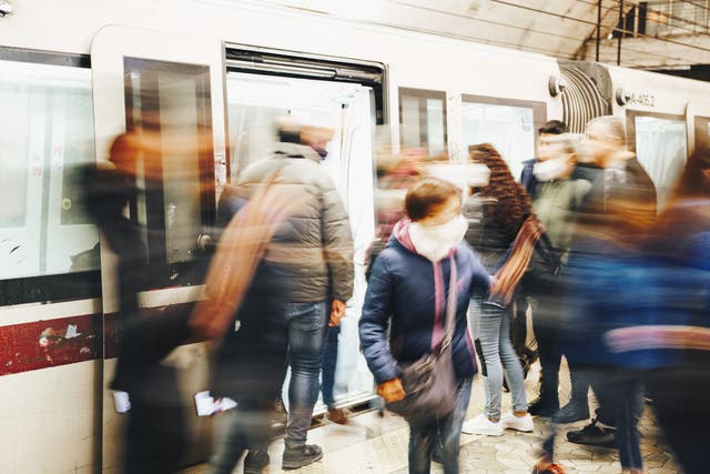 <p>Travellers on Rome's metro</p>